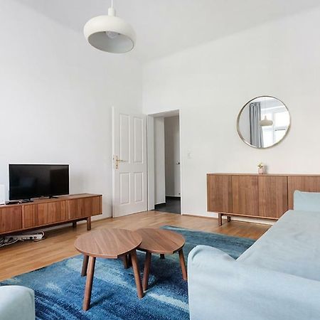 Universum Apartment Вена Экстерьер фото