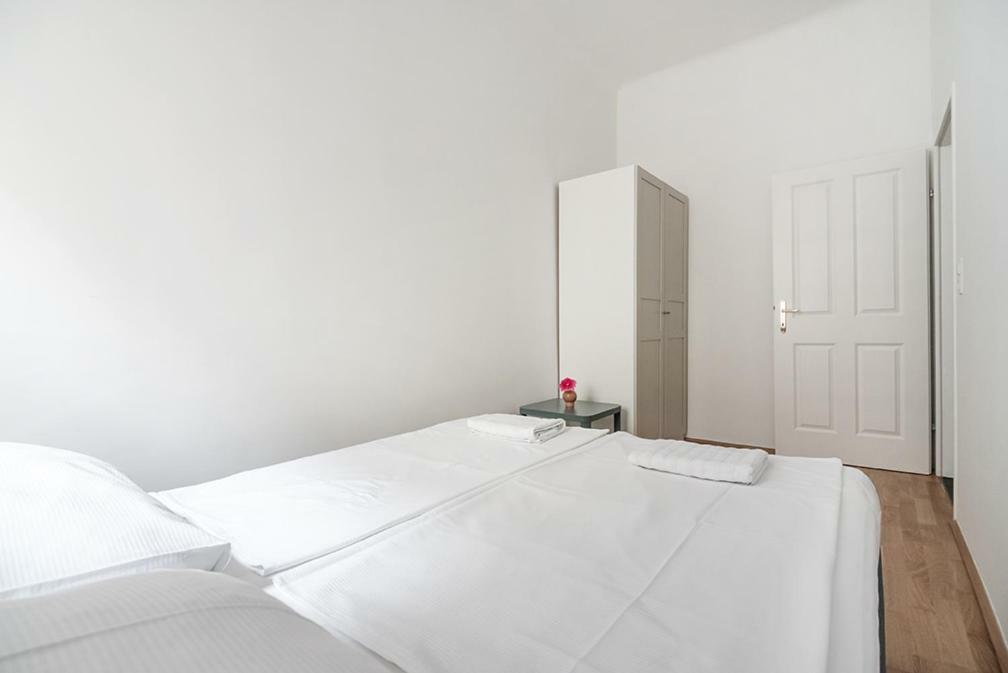Universum Apartment Вена Экстерьер фото