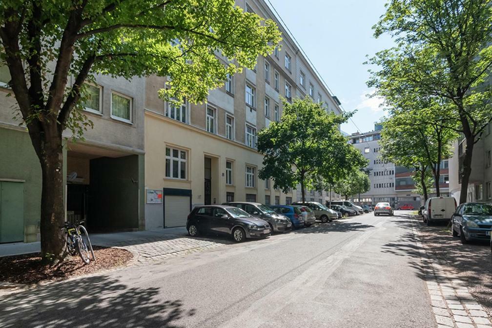 Universum Apartment Вена Экстерьер фото